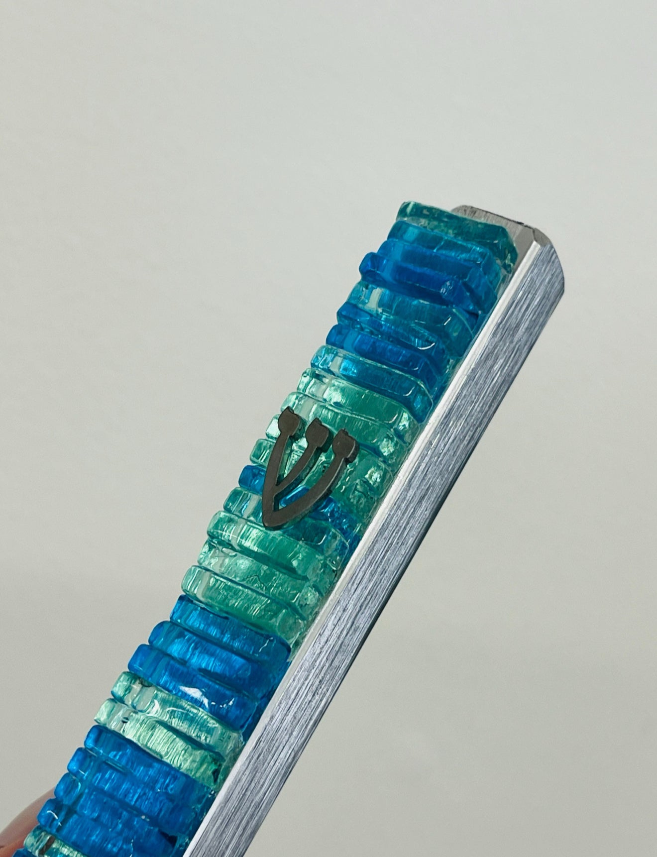 Ocean-Inspired Glass Mezuzah Case – Jewish Wedding Gift, Modern Judaica, Home Blessing