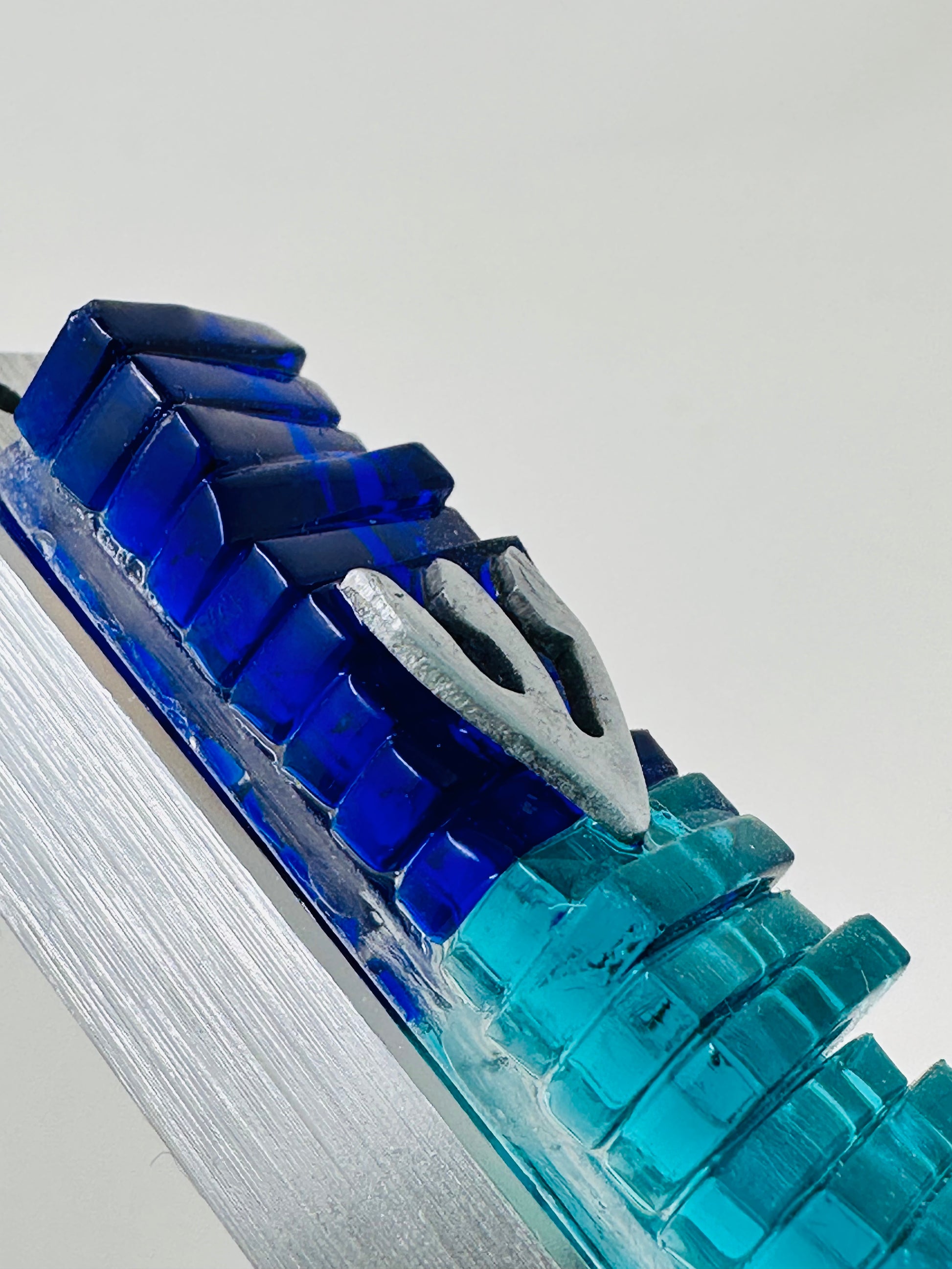 M Raza Glass Glass Mezuzah β Marcela Rosemberg Glass Studio